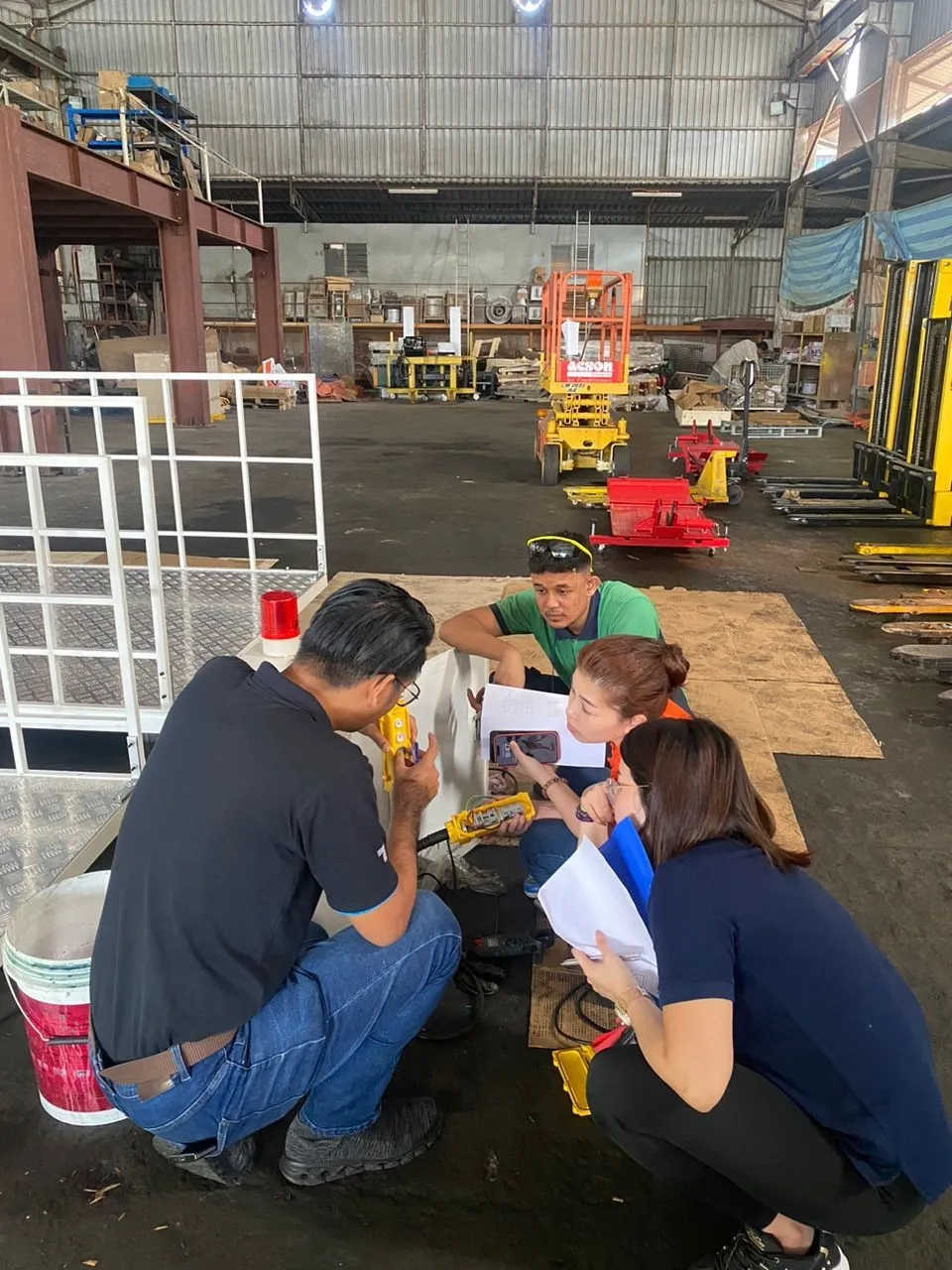 QC Checking By Customer At FUSHEN
